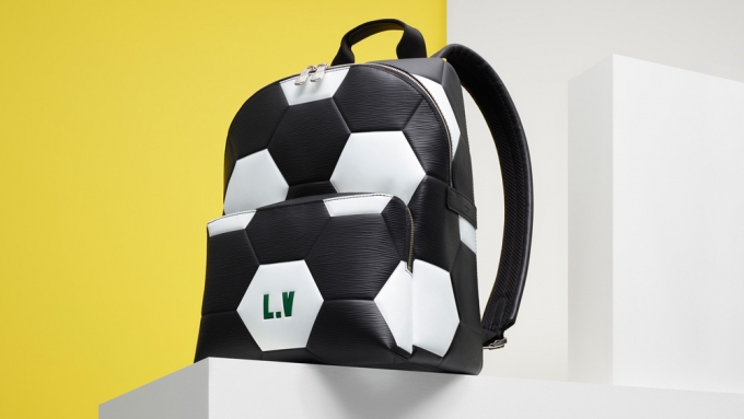 Louis Vuitton a fotbal - elegantní kombinace