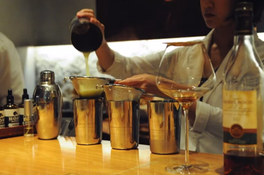 Arigato Travel: Luxusní večerní Sake, koktejl a whisky degustační prohlídka - foto 1 | brand photo