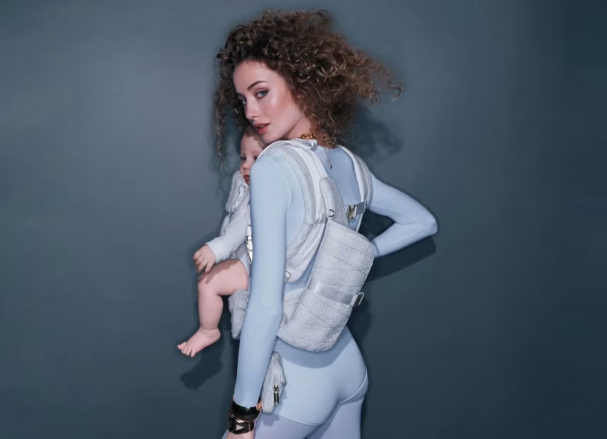 CYBEX představuje nosítko COŸA Carrier Bouclé - foto 1 | brand photo
