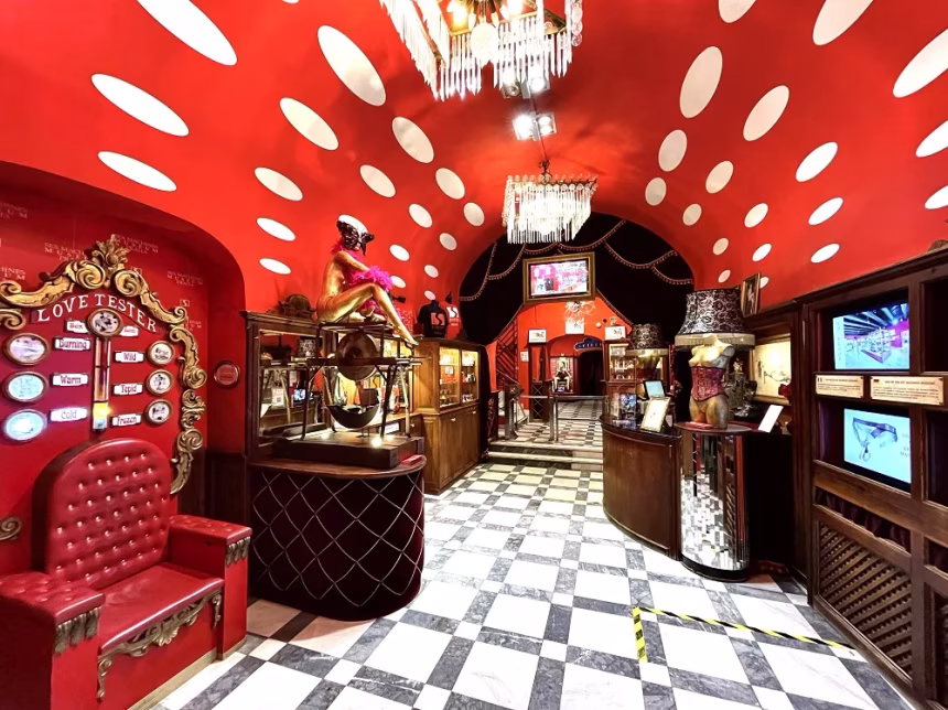 Jedinečné muzeum věnované sexuálním přístrojům, to je Sex Machines Museum - foto 1 | brand photo