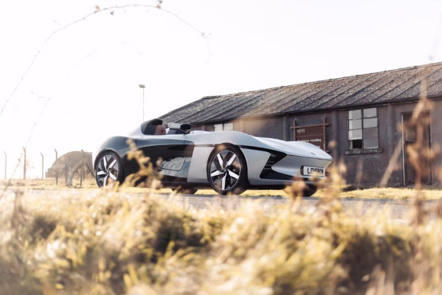 Longbow Speedster: Mechanický klenot, který vrací do hry lehkost a britský styl - fotografie 5