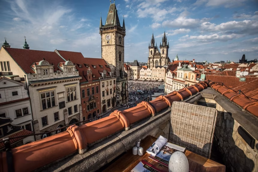 Magická terasa nad Orlojem. U Prince sází na zážitky! - foto 1 | brand photo