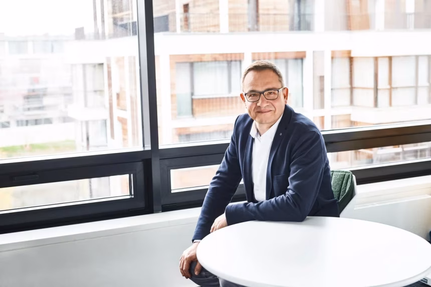 Marketingový ředitel developerské skupiny Crestyl Viktor Peška | brand photo