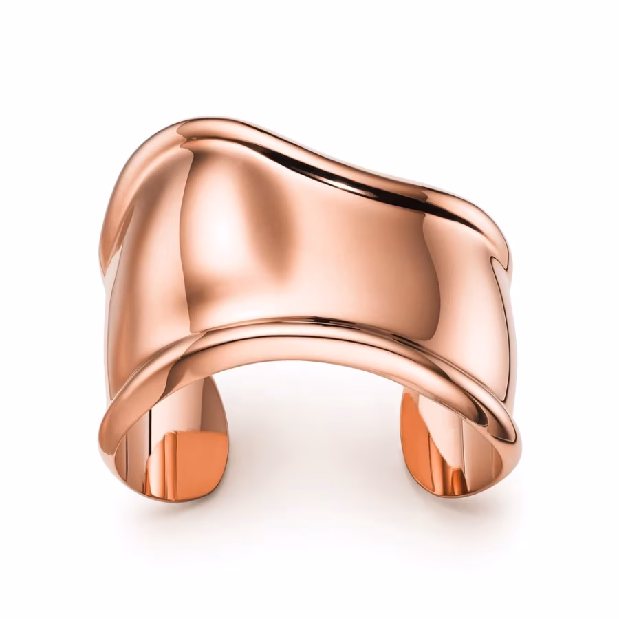 Tiffany & Co. rozšiřuje ikonickou kolekci Elsa Peretti Bone Cuff o nové diamantové varianty - fotografie 10