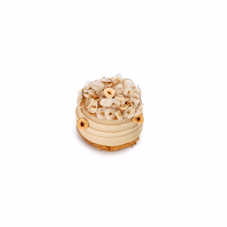 Paris-Brest s makadamiovými a lískovými oříšky z Butterfly Patisserie