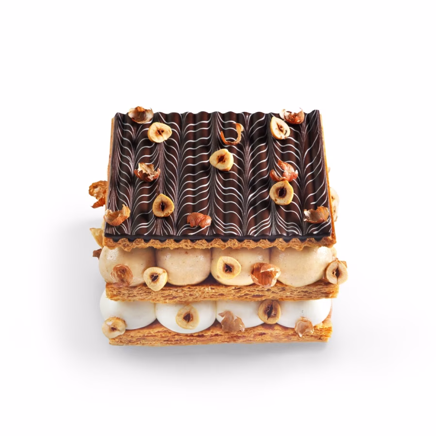 Vanilkový millefeuille s oříšky z Butterfly Patisserie