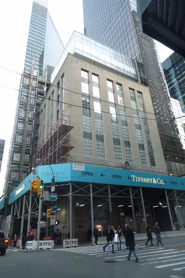 Budova Tiffany & Co. na rohu Páté avenue a 57. ulice v New Yorku