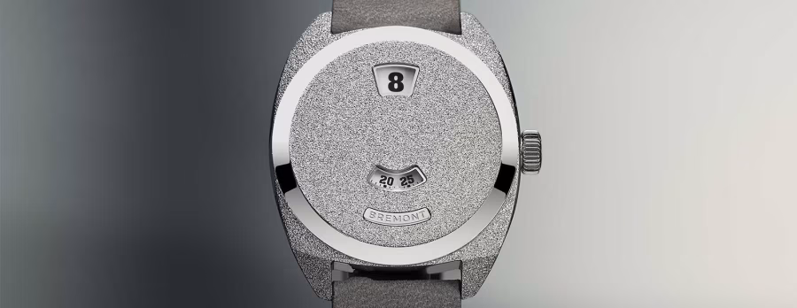 Bremont Terra Nova Jumping Hour ukazuje čas skokem – fotografie 5