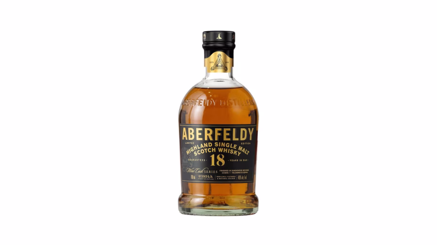 Láhev osmnáctileté whisky Aberfeldy v tmavém dárkovém balení
