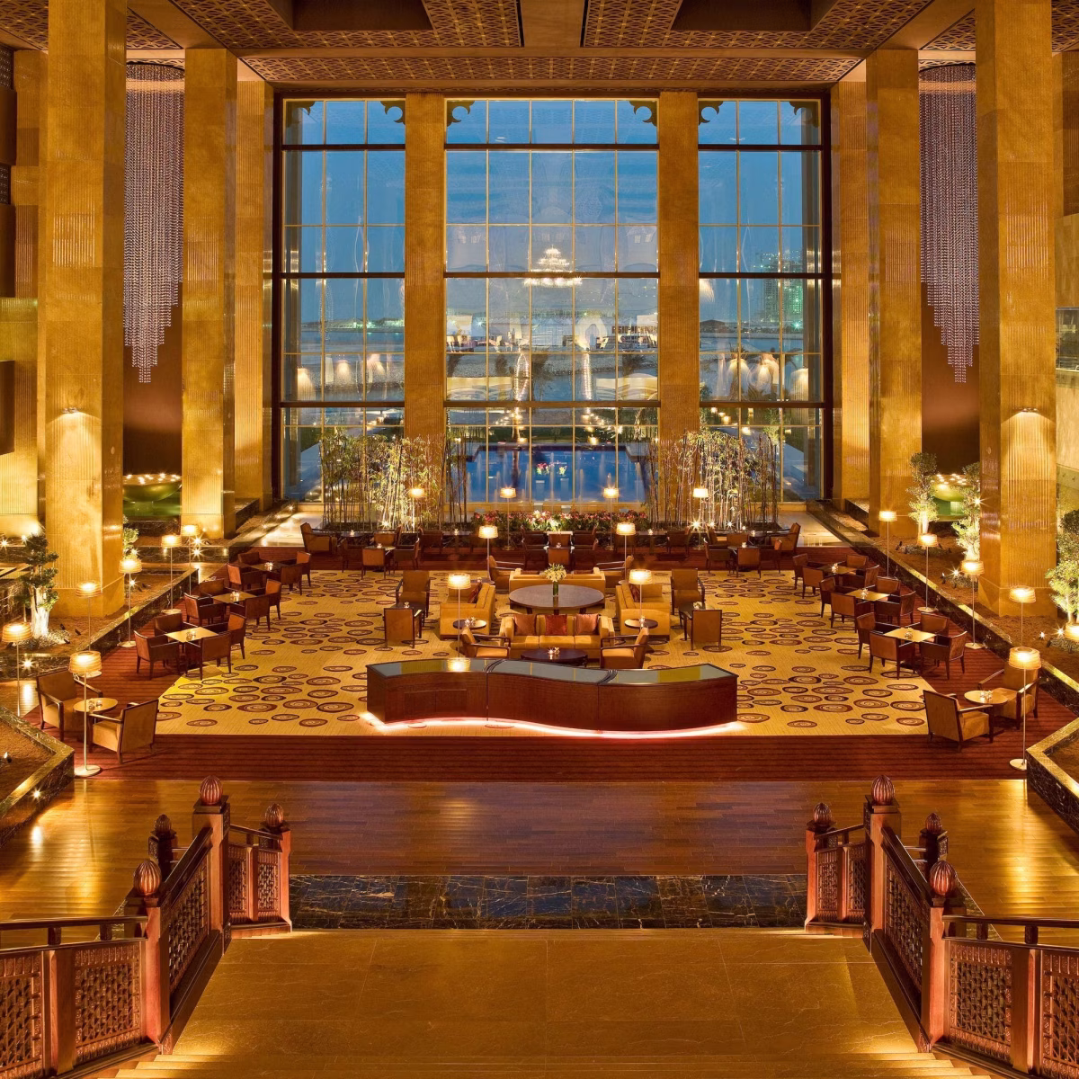 Další pohled na design a služby v Grand Hyatt Doha