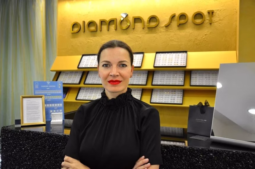 Daniela Komatović | brand photo