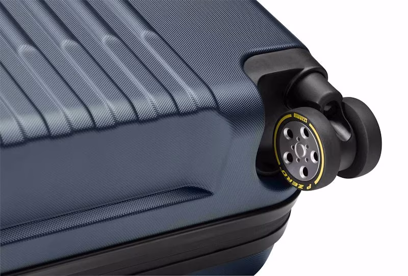 Limitovaná kolekce kufrů MONTBLANC x PIRELLI vnáší do cestování svobodu pohybu – foto 3 | brand photo