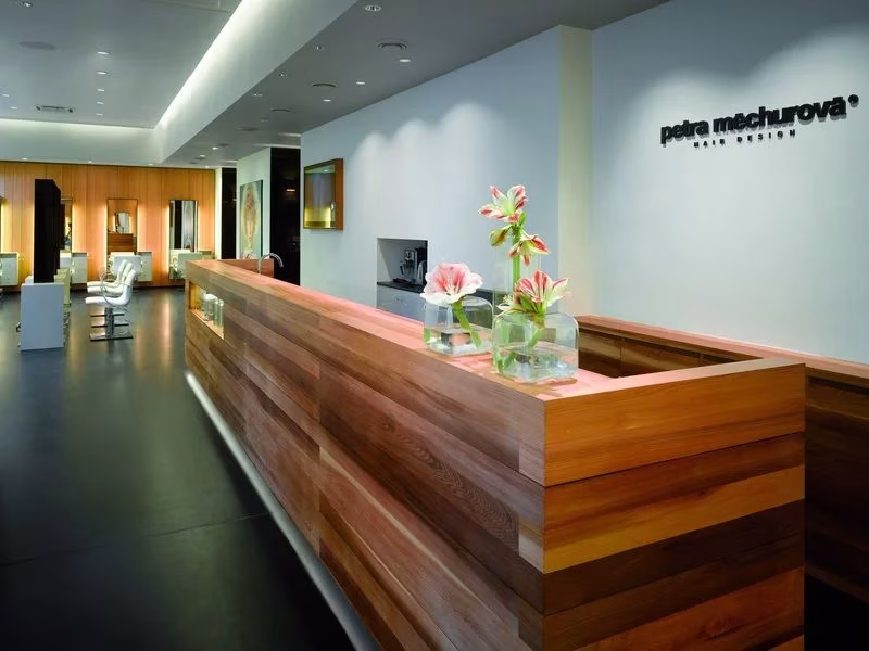 Luxusní kadeřnický salon Petra Měchurová – foto 1 | brand photo