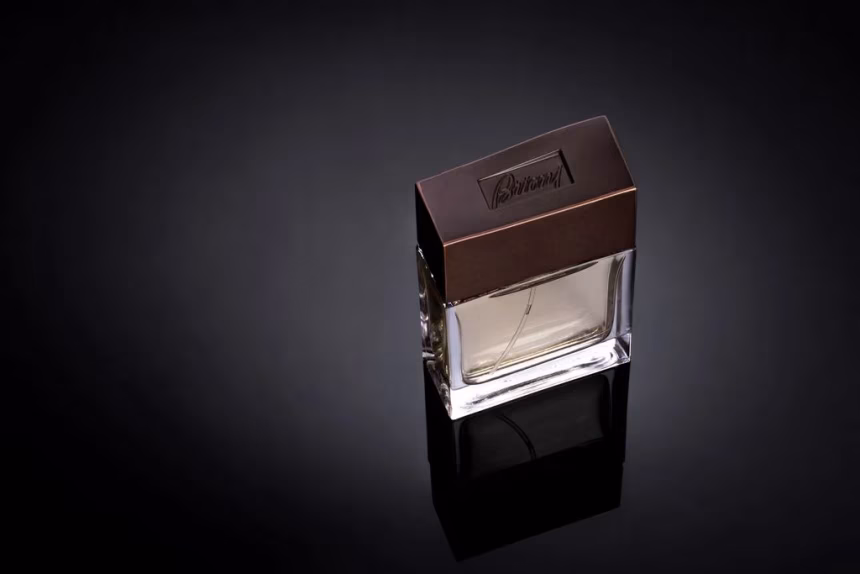 Navoňte se kvalitní vůni BRIONI a přitahujte k sobě všechny dámy ve Vašem okolí. - foto 2 | brand photo