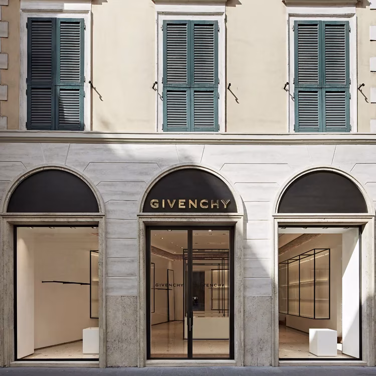 Luxusní značka sofistikovaného oblečení Givenchy - foto 2 | brand photo