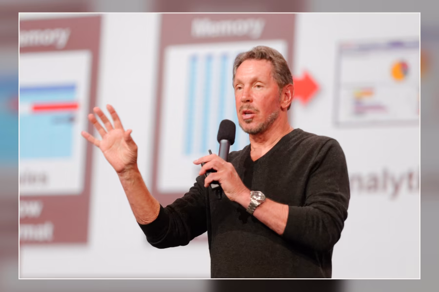 Larry Ellison během veřejného vystoupení v roce 2013