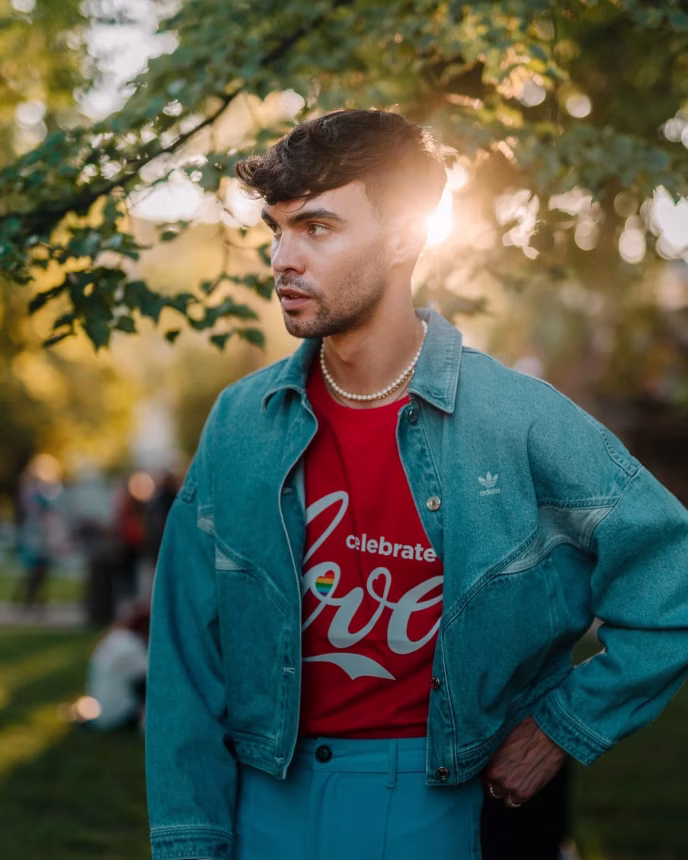 O svobodomyslnosti a lásce ve všech podobách s Adamem Pavlovčinem, vítězem Superstar – foto 1 | brand photo