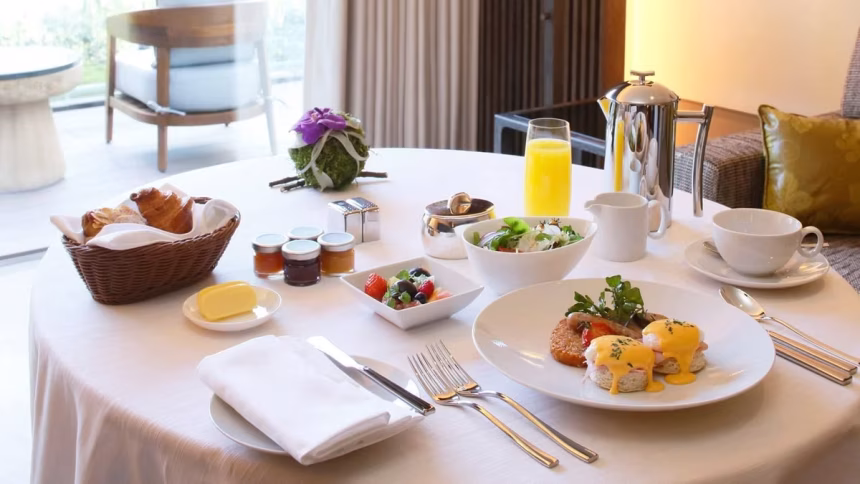 Snídaně v hotelu Four Seasons Kyoto