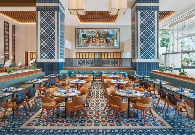FLOW Restaurant