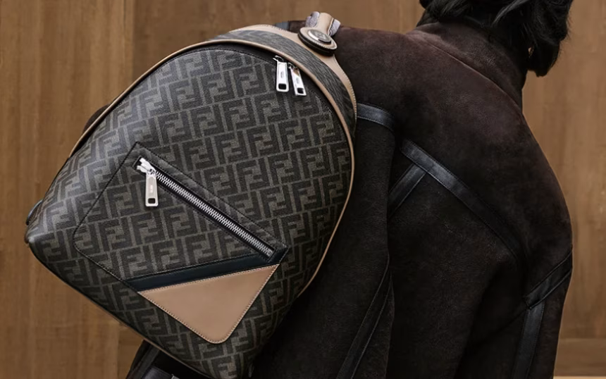 Fendi Chiodo: batoh, který je zároveň šperkem – foto 1 | brand photo