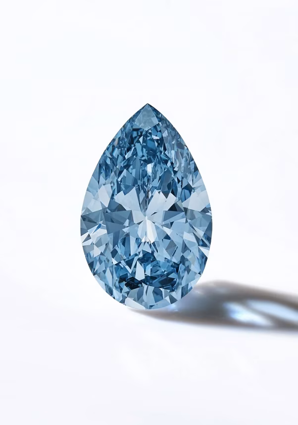 11,16karátový diamant Bulgari Laguna Blue v netradiční modré barvě - foto 3 | brand photo