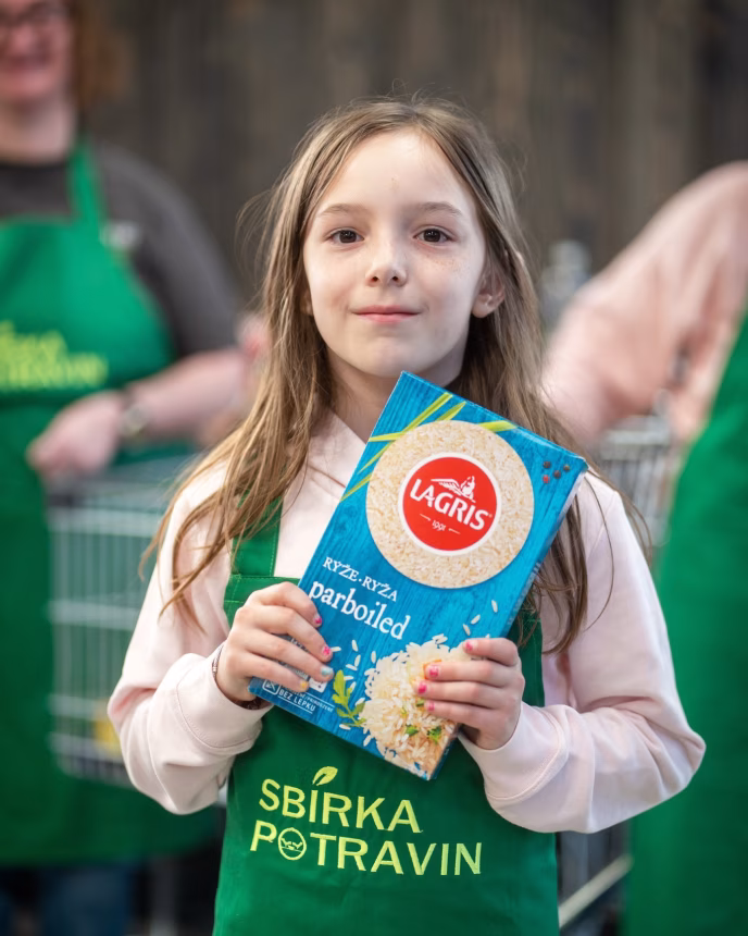 Sbírka potravin v dm přinesla lidem pomoc za více než 10 milionů korun