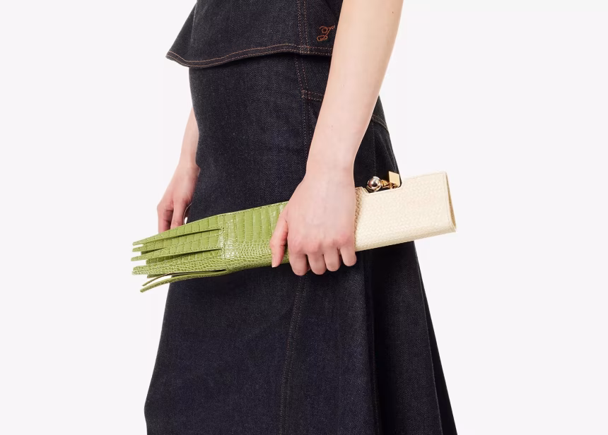 Jacquemus The Poireau: Hravý luxus v podobě koženého pórku