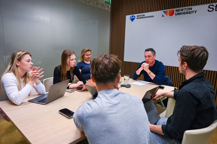 Komplexní přístup ke vzdělávání: NEWTON University sází na mezinárodní standardy – fotografie 6