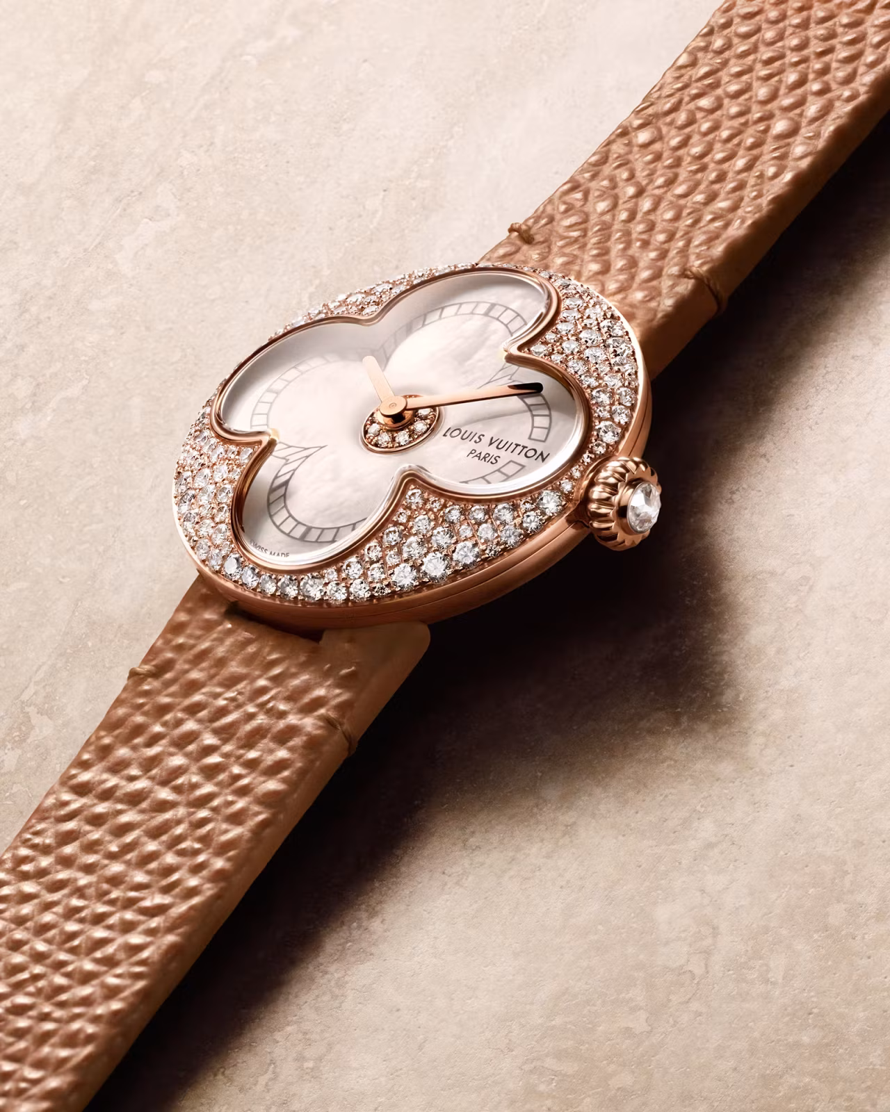 Louis Vuitton Colour Blossom: monogramový květ jako šperkové hodinky – fotografie 4