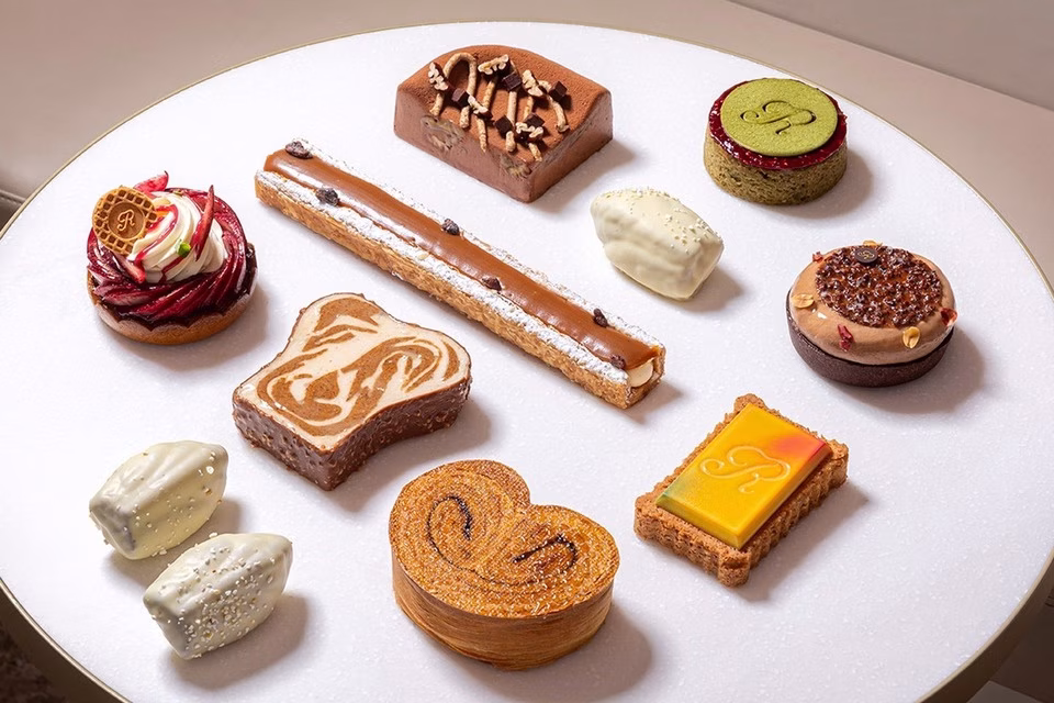 Ritz Paris Le Comptoir servíruje hotelový luxus do ruky
