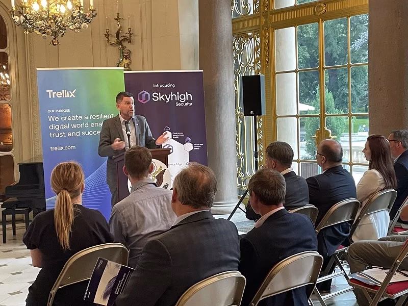 Michael Dodman uvítal v rezidenci účastníky semináře zaměřeného na kybernetickou bezpečnost | brand photo