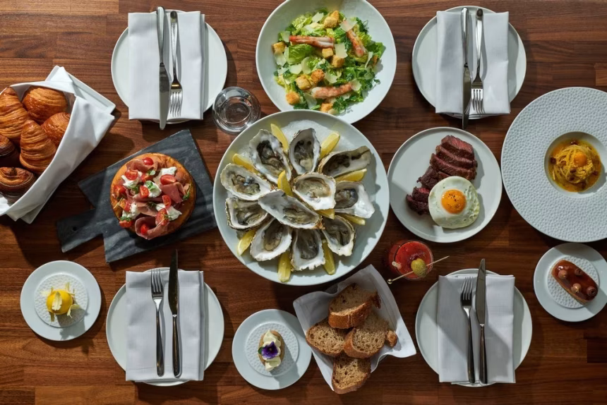 Nedělní brunch ve Four Seasons Hotel Prague: nová nedělní tradice s výhledem na Pražský hrad startuje na Den matek -…