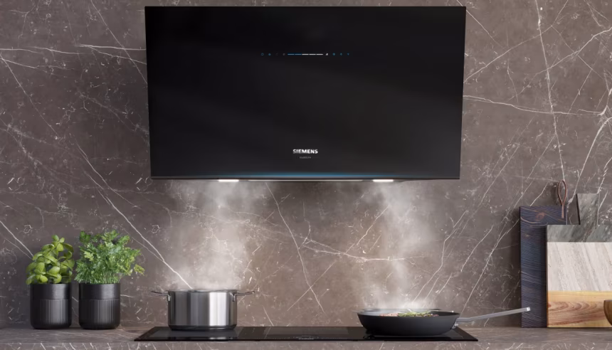 Nové nakloněné odsavače par Siemens studioLine - foto 1 | brand photo