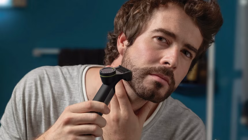 Nový Philips OneBlade Pro určený na tvář a tělo upravuje vousy všech délek - foto 1 | brand photo