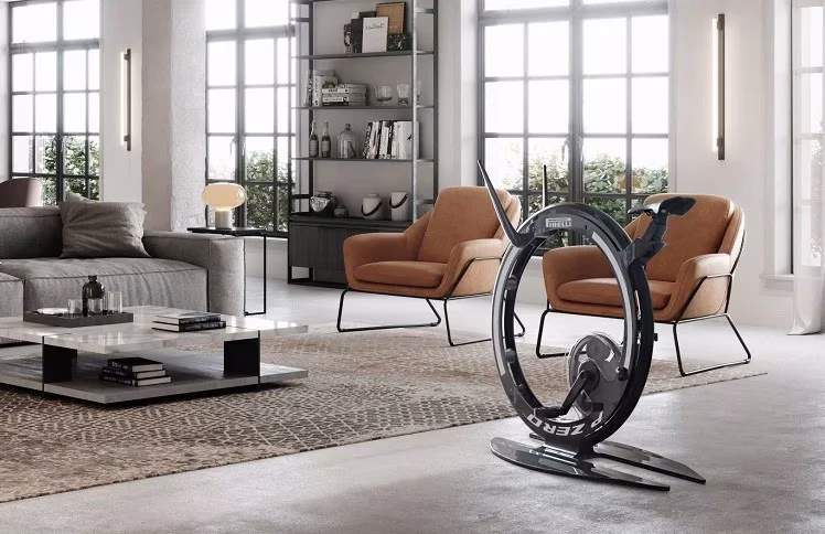 Nový rotoped od Pirelli přichází ve futuristickém designu jednokolky - foto 1 | brand photo