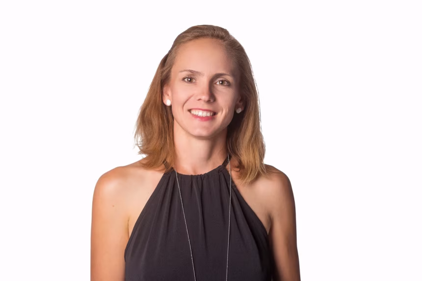 O rozvíjení finanční gramotnosti u dětí mluví Veronika Tomanová | brand photo