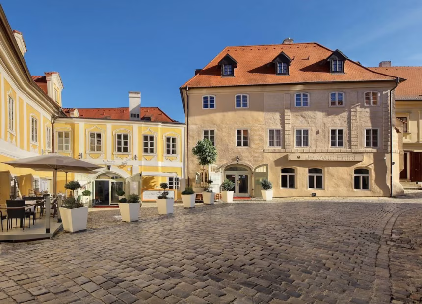 Pohádkové ubytování v centru Českého Krumlova nabízí hotel Bellevue - foto 1 | brand photo