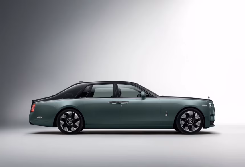 Poznejte Rolls-Royce PHANTOM v novém pojetí - foto 1 | brand photo