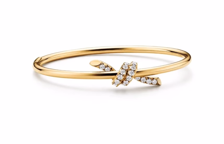 PŘICHÁZÍ NOVINKA TIFFANY KNOT V ÚZKÉM PROVEDENÍ - foto 1 | brand photo