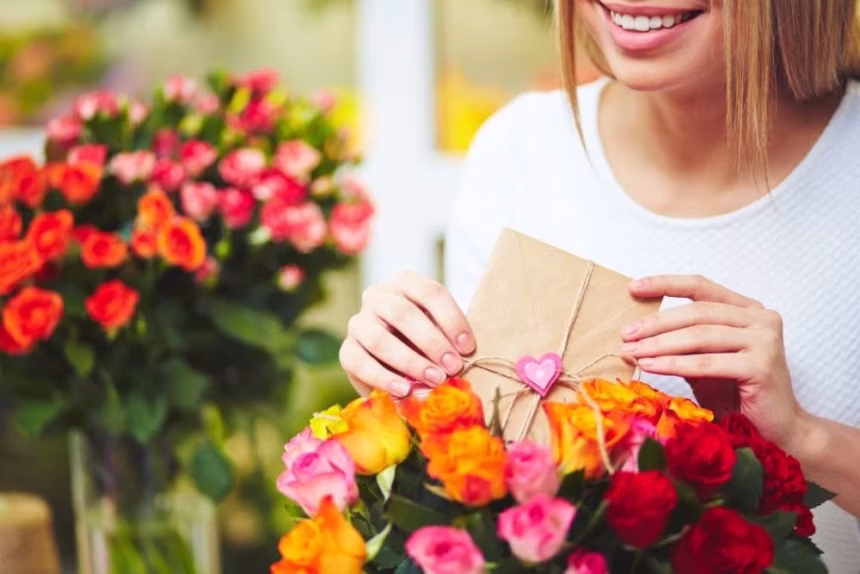 Řekněte to kyticí! S online květinářstvím LaFlora to už nemůže být snazší! - foto 1 | brand photo