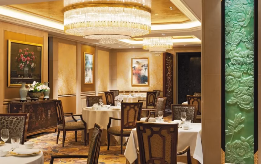 Shangri-La Paris: luxusní výhled na Eiffelovu věž z apartmá - fotografie 3
