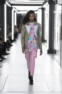 Louis Vuitton a jeho dámská kolekce jaro/léto 2019  - foto 2 | brand photo
