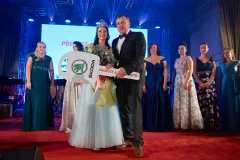 Hlavní cenou pro Sestru sympatii 2018 bylo zapůjčení auta Škoda Rapid na 234 dní od společnosti Přerost a Švorc – auto. Symbolický klíč vítězce předal pan Libor Přerost