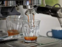 Sage doplňuje řadu nejprodávanějších kávovarů o nový Espresso model s mlýnkem na kávu The Barista PRO - foto 4 | brand photo