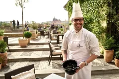 Středomořské jídlo, pohostinnost i elegance, to je Piazzetta pop-up restaurant v hotelu Four Seasons - foto 1 | brand photo