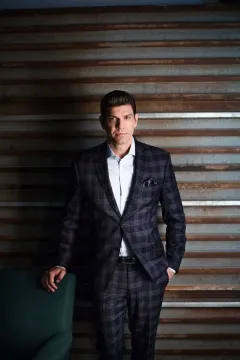 Módní krejčovský salon LORAM: tradiční krejčovská práce a kvalitní trendy materiály - foto 3 | brand photo