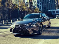 Užijte si pohodlí a luxus v limuzíně Lexus LS 500h - foto 6 | brand photo
