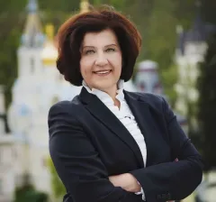 Rozhovor s ředitelkou Savoy Westend hotelu v Karlových Varech Vanjou Desmonde Kurko - foto 1 | brand photo