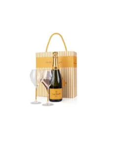 Vánoční balení vybraného alkoholu Moet Hennessey - foto 4 | brand photo