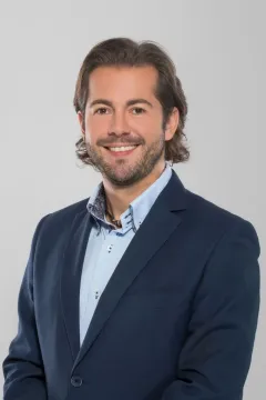 Kreativní ředitel firmy Live City pan Dalibor Zurinek | brand photo